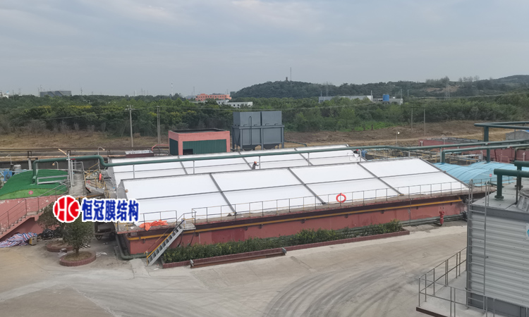 污水池反吊膜结构封闭的优势
